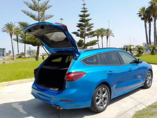 FORD Focus usata, con Luci diurne LED