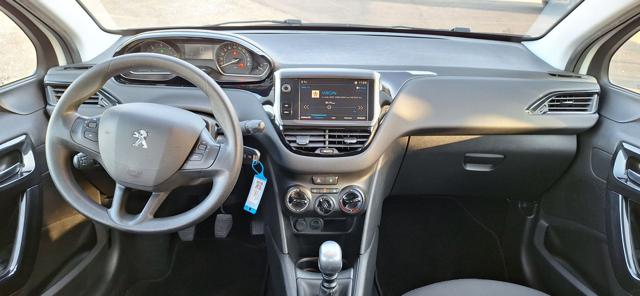 PEUGEOT 208 usata, con Autoradio