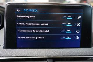 PEUGEOT 3008 usata, con Chiusura centralizzata