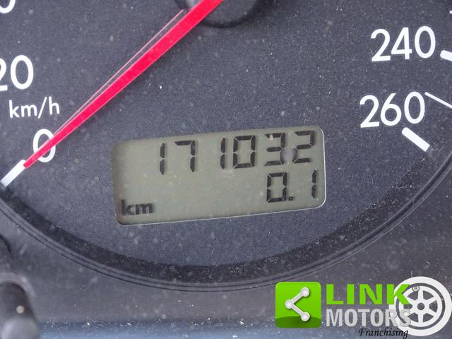 VOLKSWAGEN Golf usata, con Specchietti laterali elettrici