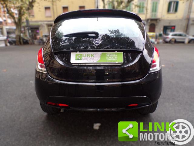 LANCIA Ypsilon usata, con Airbag