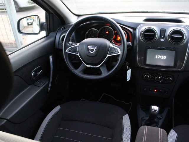 DACIA Sandero usata, con Immobilizzatore elettronico