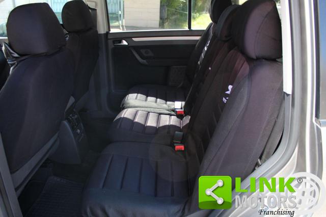 VOLKSWAGEN Touran usata 23