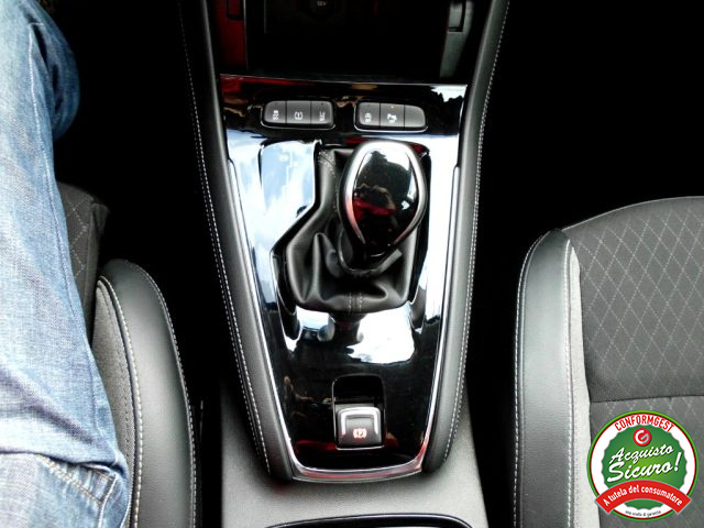 OPEL Grandland X usata, con Touch screen