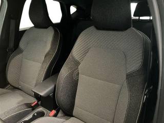 RENAULT Captur usata 22