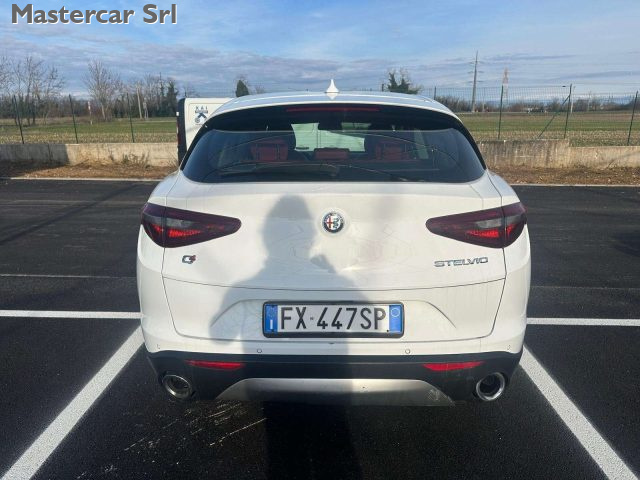 ALFA ROMEO Stelvio usata, con Autoradio