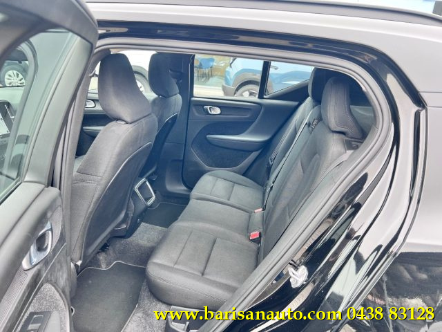 VOLVO XC40 usata, con Autoradio