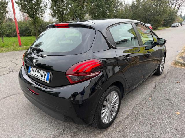 PEUGEOT 208 usata, con Alzacristalli elettrici