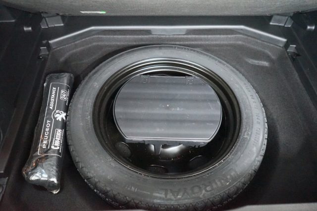 PEUGEOT 3008 usata, con Android Auto