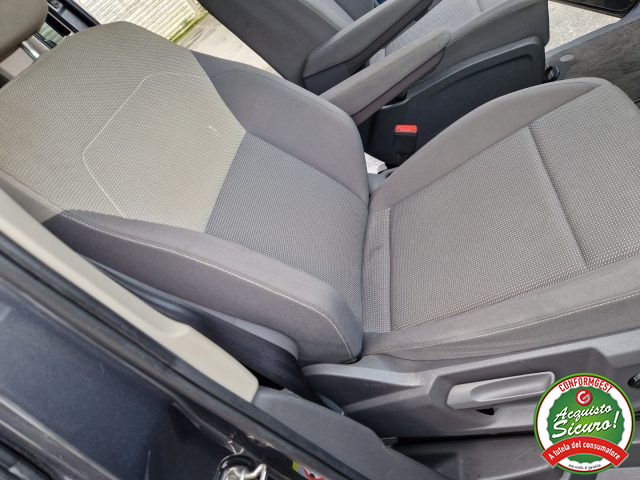 VOLKSWAGEN Multivan usata, con Cruise Control