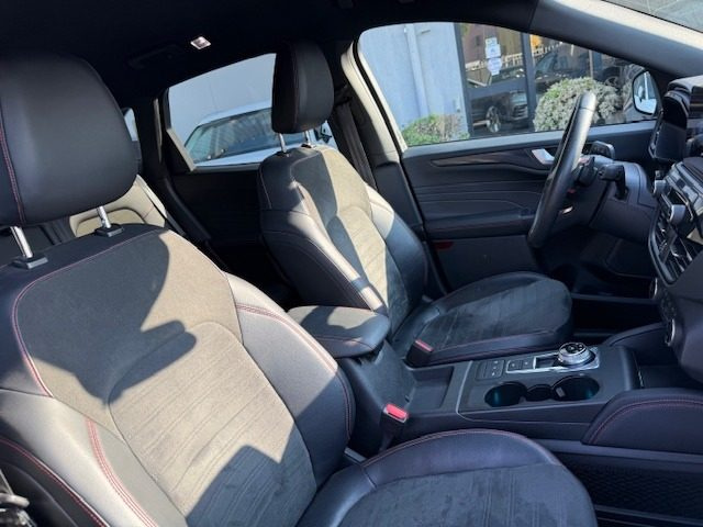 FORD Kuga usata, con Touch screen