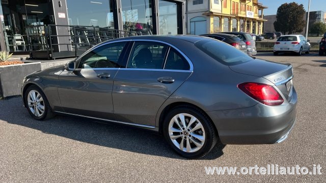 MERCEDES-BENZ C 200 usata, con Fendinebbia