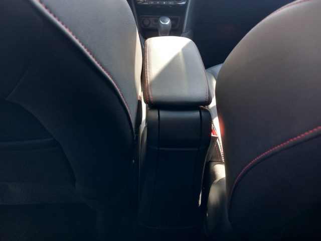 PEUGEOT 208 usata 25