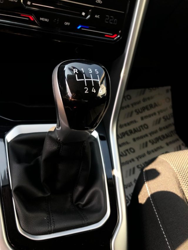 VOLKSWAGEN T-Roc usata, con Isofix