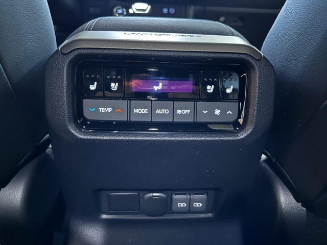 TOYOTA Land Cruiser usata, con Cruise Control