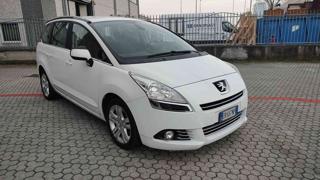 PEUGEOT 5008 usata, con Boardcomputer
