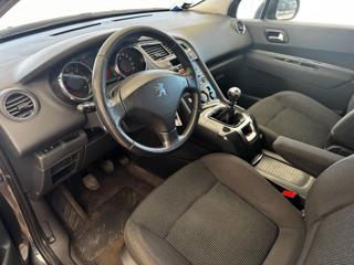PEUGEOT 5008 usata, con Servosterzo