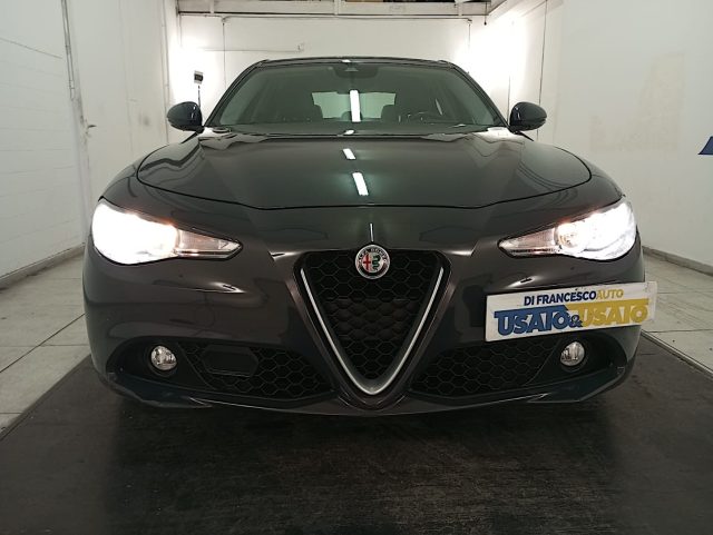 ALFA ROMEO Giulia usata, con Fari LED