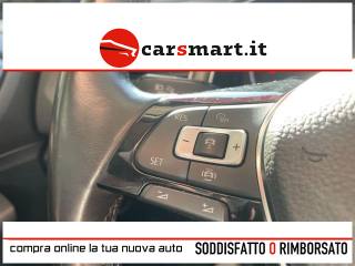 VOLKSWAGEN T-Roc usata, con USB
