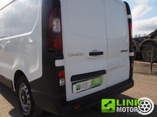 RENAULT Trafic usata 16