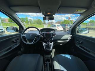 LANCIA Ypsilon usata, con Controllo trazione