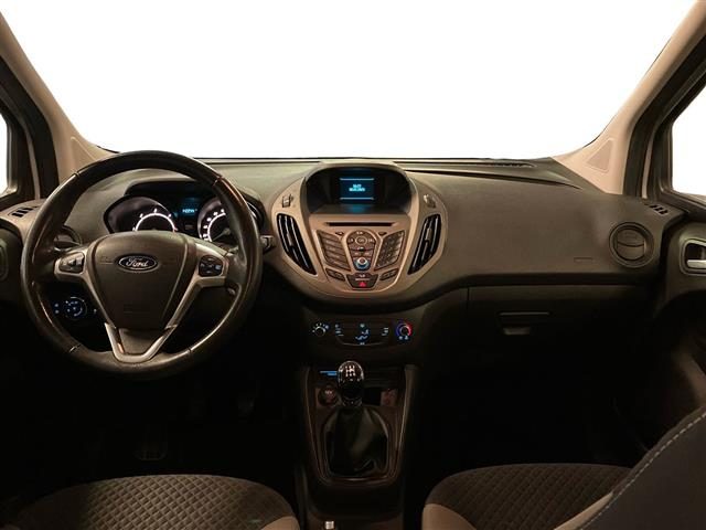 FORD Tourneo Courier usata 9