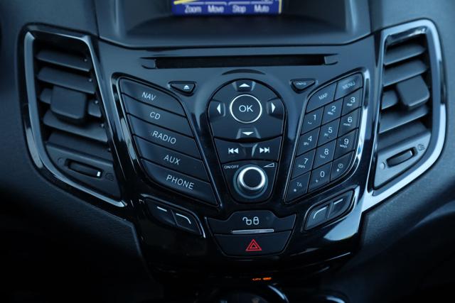 FORD Fiesta usata, con USB
