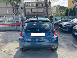 LANCIA Ypsilon usata, con Autoradio