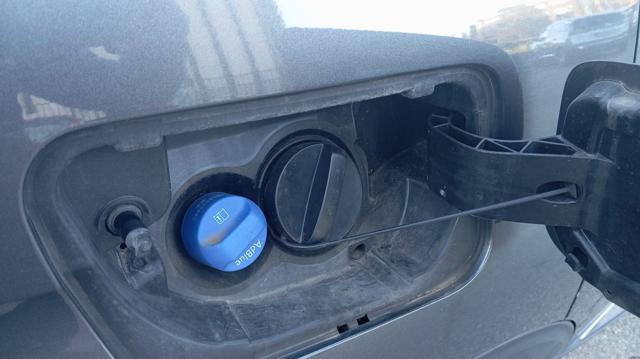 PEUGEOT 5008 usata, con Volante multifunzione