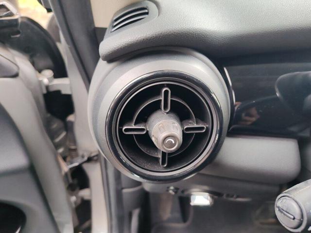 MINI Cooper usata, con Adatto a portatori di handicap