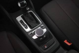 AUDI Q2 usata 12