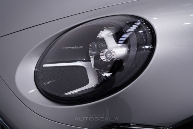 PORSCHE 992 usata, con Bluetooth