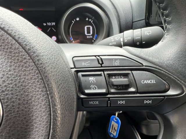 TOYOTA Yaris usata 20