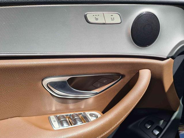 MERCEDES-BENZ E 200 usata, con Cronologia tagliandi