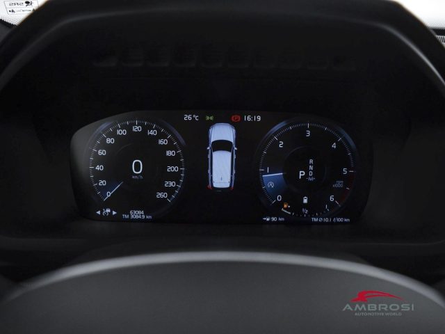 VOLVO XC90 usata 12