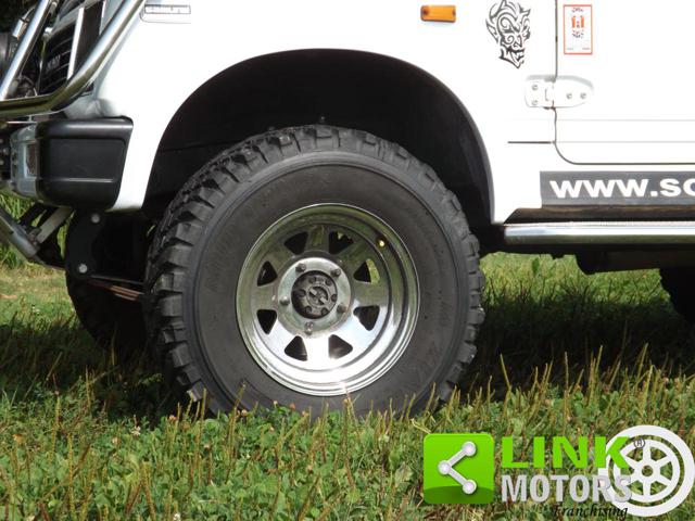 SUZUKI Samurai usata 12