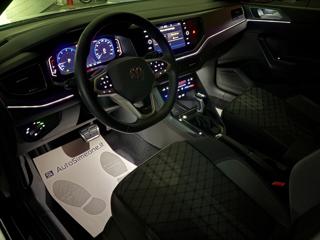 VOLKSWAGEN Taigo usata, con USB