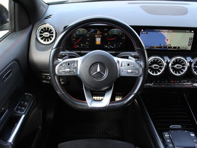 MERCEDES-BENZ GLA 200 usata, con USB