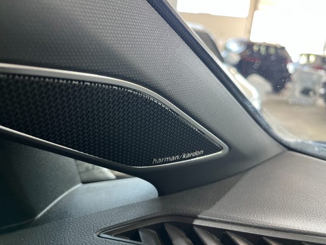 VOLKSWAGEN Golf usata, con Sedili riscaldati