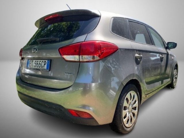 KIA Carens usata, con Autoradio