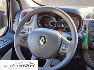 RENAULT Trafic usata, con Sensori di parcheggio posteriori