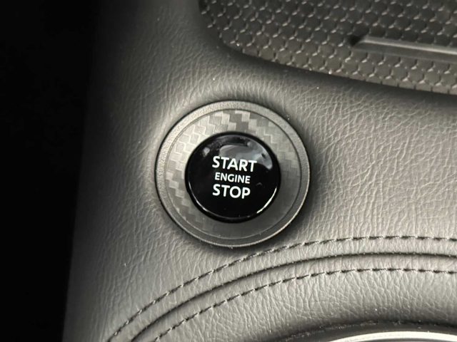 NISSAN Juke usata, con Frenata d