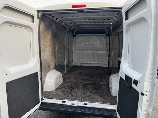 PEUGEOT Boxer usata, con Servosterzo