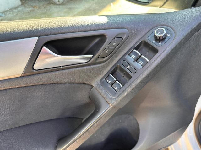 VOLKSWAGEN Golf usata, con Cronologia tagliandi