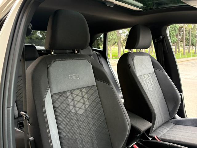 VOLKSWAGEN Taigo usata, con Cronologia tagliandi