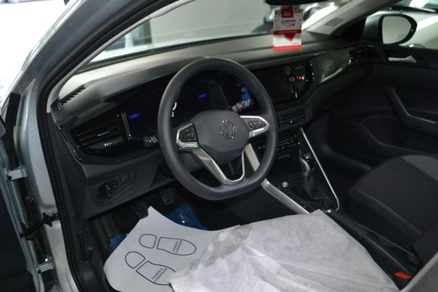 VOLKSWAGEN Taigo usata, con Autoradio