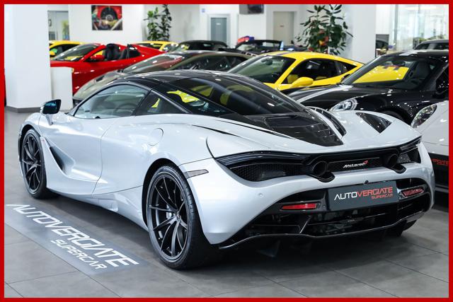 MCLAREN 720S usata, con Autoradio