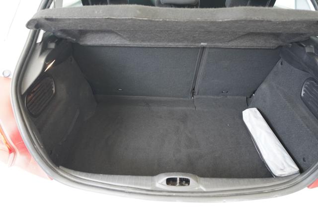 PEUGEOT 208 usata 17