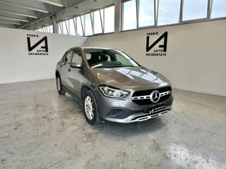 MERCEDES-BENZ GLA 180 d Automatic Business Extra