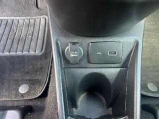 LANCIA Ypsilon usata, con MP3